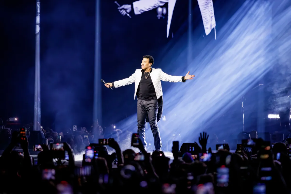 Concert photo by Wouter Vellekoop